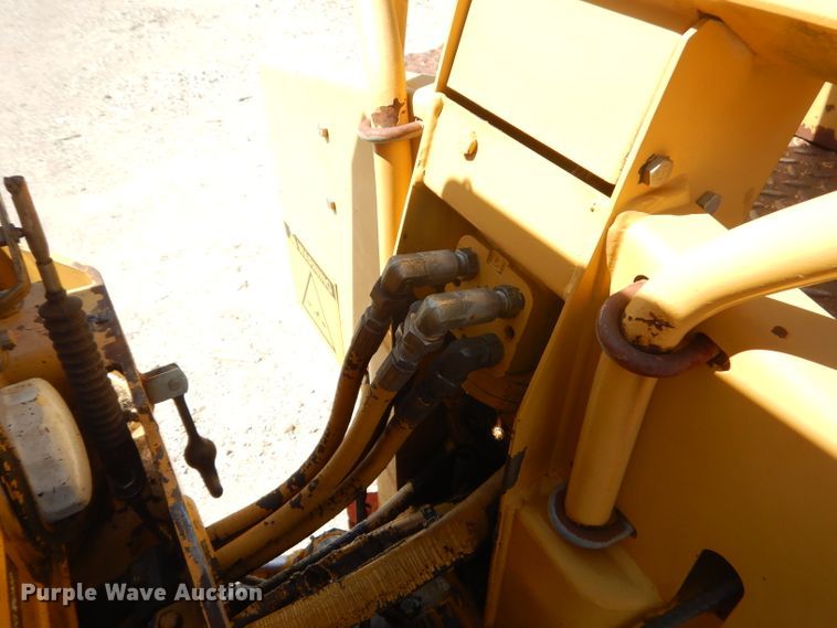 image for item GN9257 1996 Caterpillar CB224C vibratory double drum roller