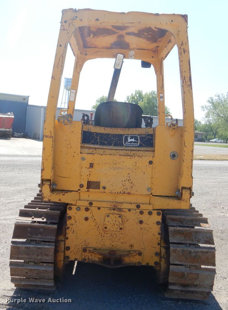 image for item GN9258 1995 John Deere 450G LT  crawler dozer