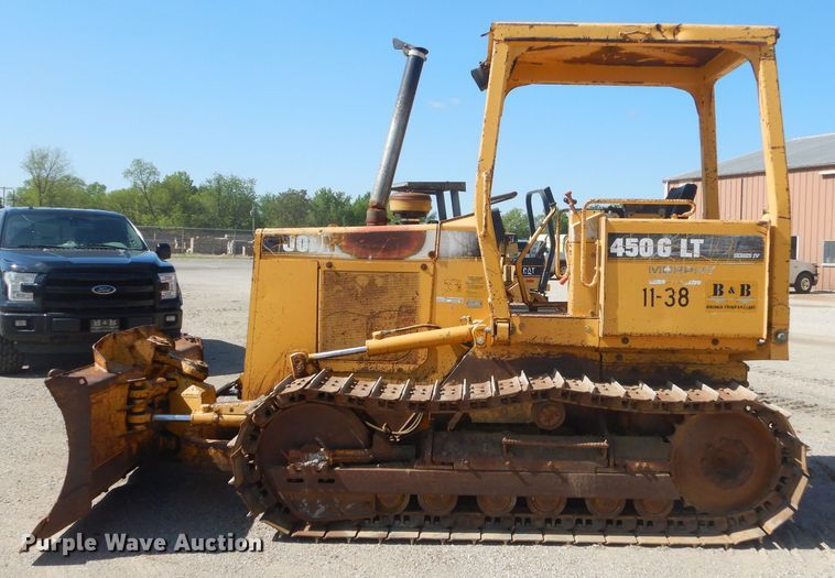 image for item GN9258 1995 John Deere 450G LT  crawler dozer