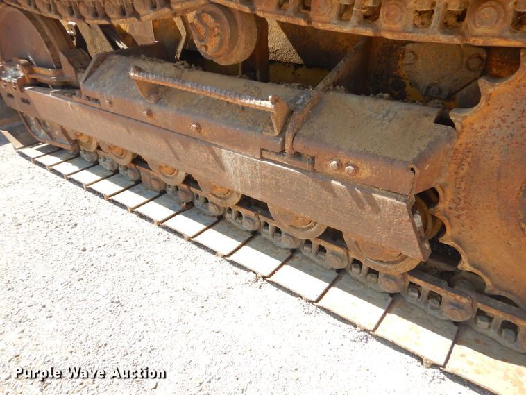 image for item GN9258 1995 John Deere 450G LT  crawler dozer