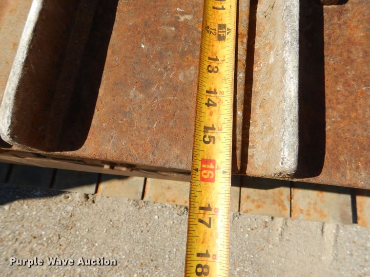 image for item GN9258 1995 John Deere 450G LT  crawler dozer