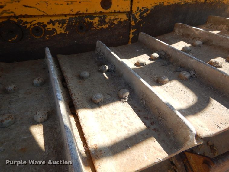 image for item GN9258 1995 John Deere 450G LT  crawler dozer