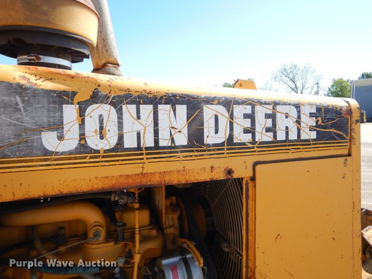 image for item GN9258 1995 John Deere 450G LT  crawler dozer
