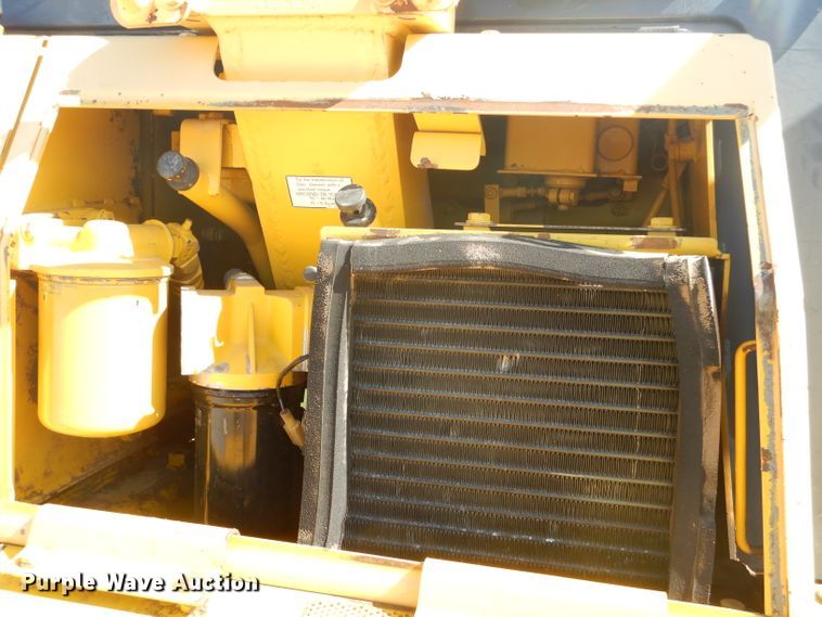 image for item GN9259 2003 Komatsu D41E  crawler dozer