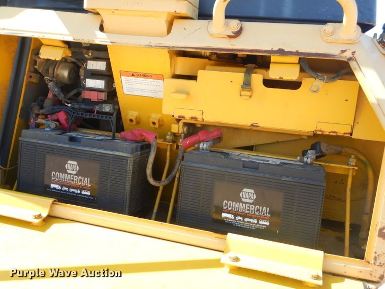 image for item GN9259 2003 Komatsu D41E  crawler dozer