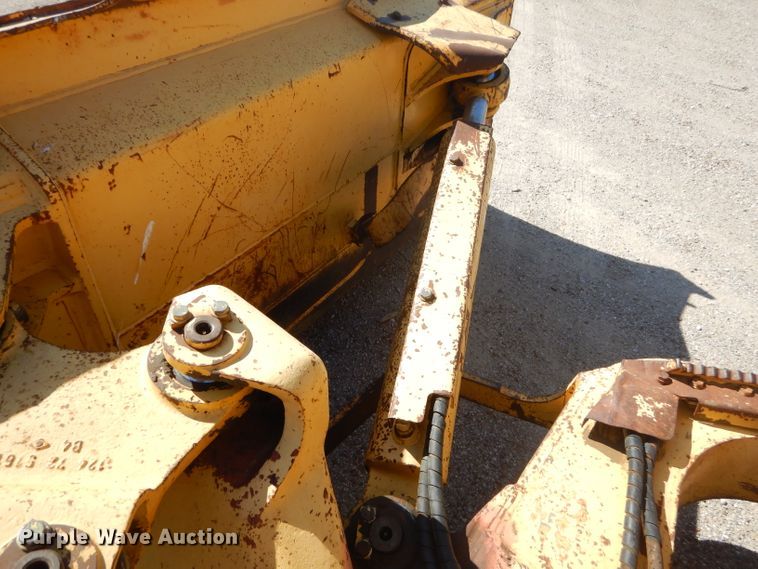 image for item GN9259 2003 Komatsu D41E  crawler dozer