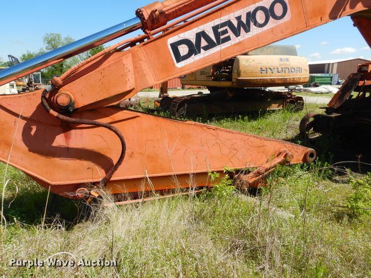 image for item GN9260 1994 Daewoo DH320  excavator