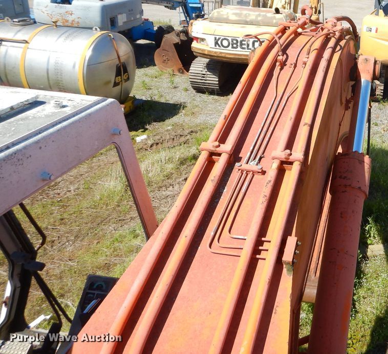 image for item GN9260 1994 Daewoo DH320  excavator