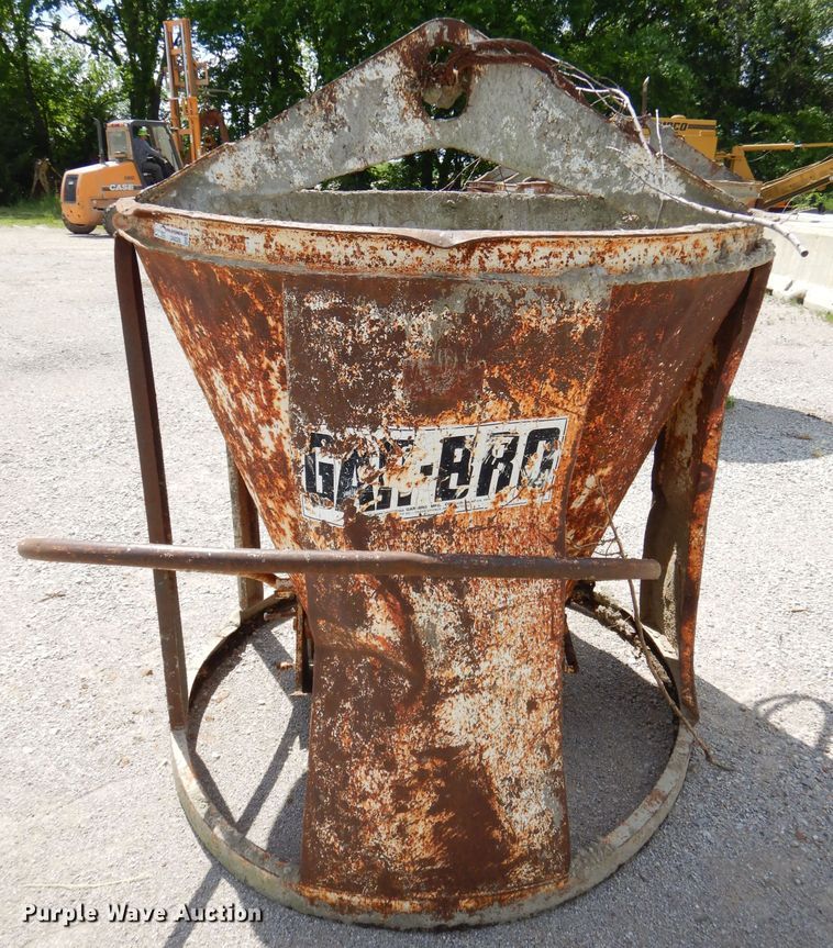Gar Bro concrete bucket in Saint Paul, KS Item GN9326 sold Purple Wave