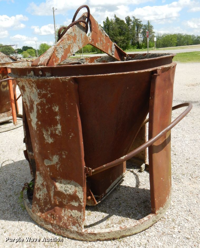 image for item GN9329 Concrete bucket