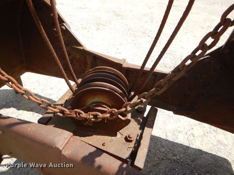 image for item GN9336 Williams 32"W clamshell bucket