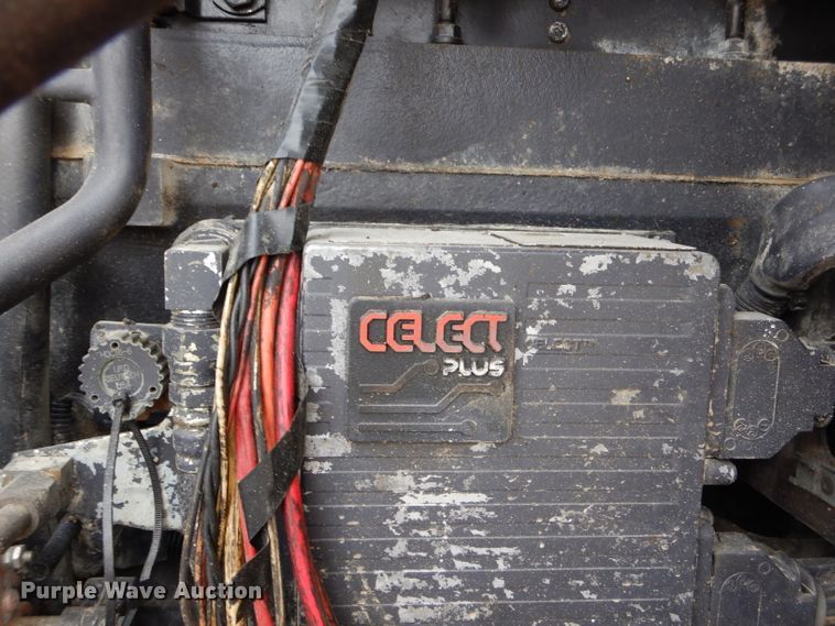 image for item GN9341 1999 International 5000 ready mix truck