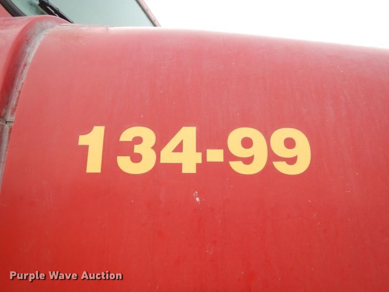 image for item GN9341 1999 International 5000 ready mix truck