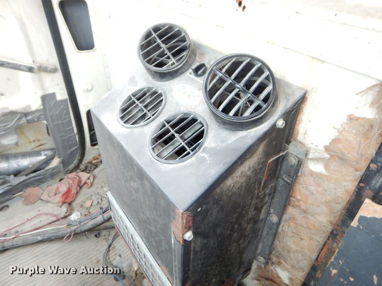 image for item GN9342 1993 Ford L8000 ready mix truck