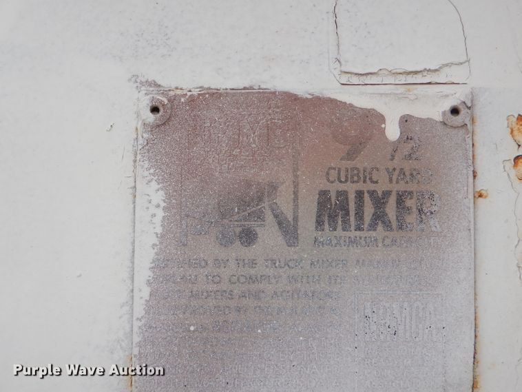 image for item GN9342 1993 Ford L8000 ready mix truck