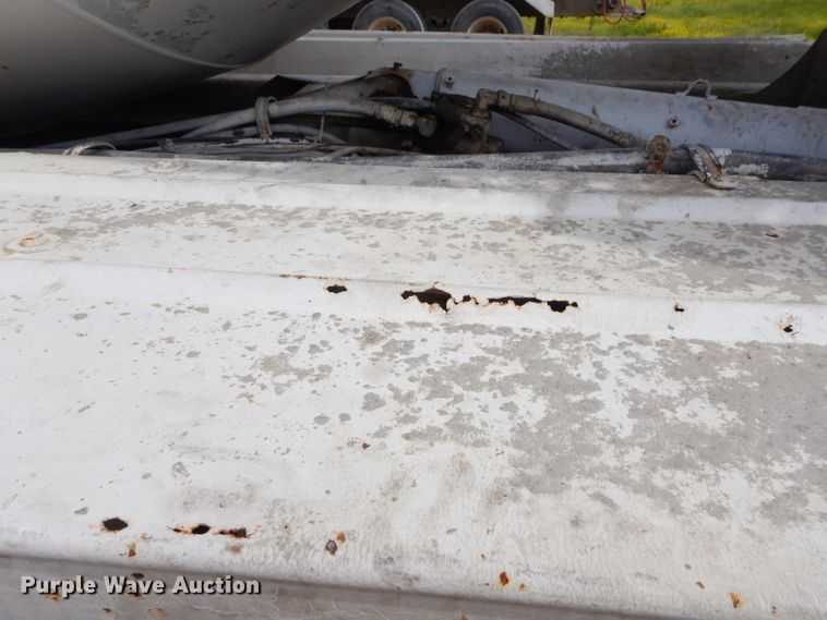 image for item GN9342 1993 Ford L8000 ready mix truck