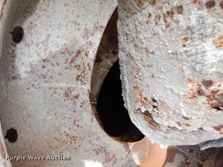 image for item GN9342 1993 Ford L8000 ready mix truck