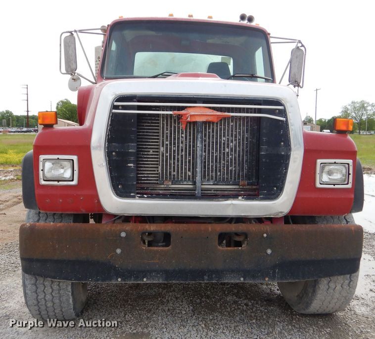 image for item GN9343 1996 Ford LT9000 ready mix truck