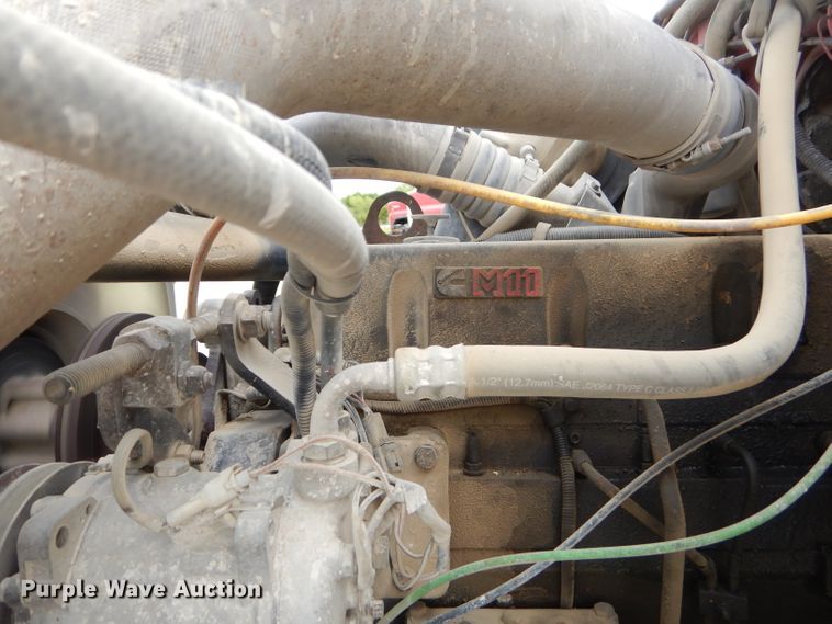 image for item GN9343 1996 Ford LT9000 ready mix truck