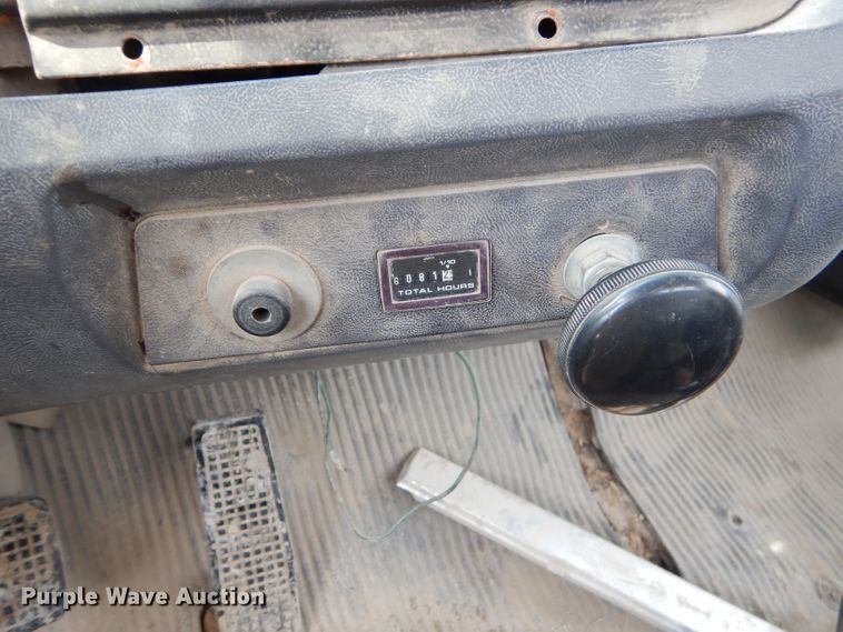 image for item GN9344 1994 Ford L8000 ready mix truck