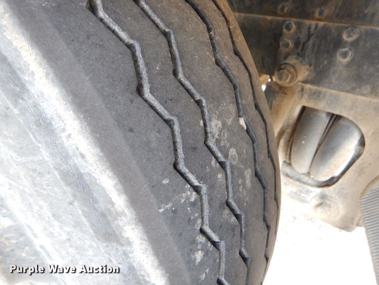 image for item GN9344 1994 Ford L8000 ready mix truck