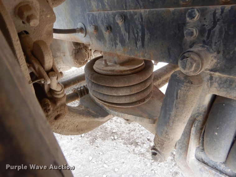 image for item GN9344 1994 Ford L8000 ready mix truck