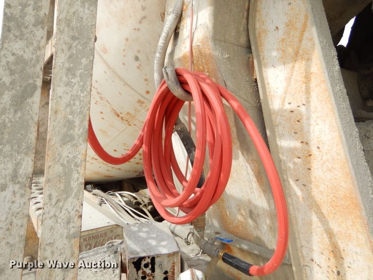 image for item GN9344 1994 Ford L8000 ready mix truck