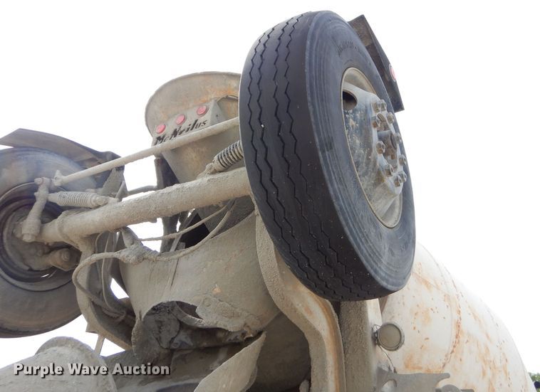 image for item GN9344 1994 Ford L8000 ready mix truck