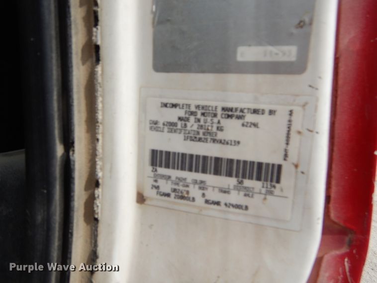 image for item GN9344 1994 Ford L8000 ready mix truck