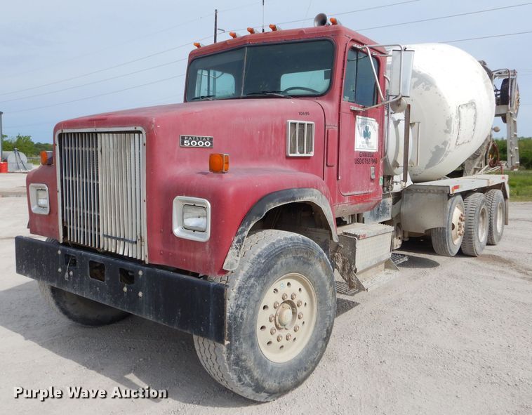 image for item GN9345 1995 International 5000SFA ready mix truck