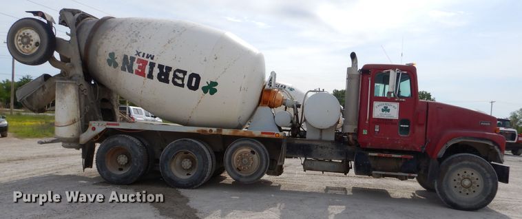 image for item GN9345 1995 International 5000SFA ready mix truck