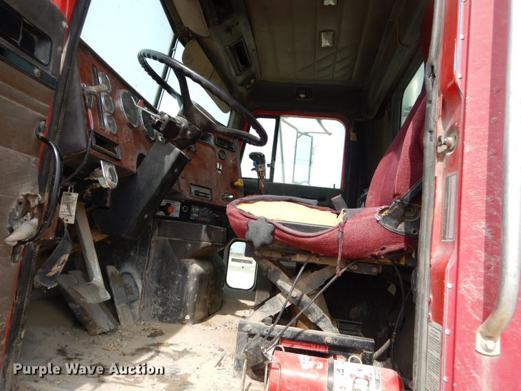 image for item GN9345 1995 International 5000SFA ready mix truck