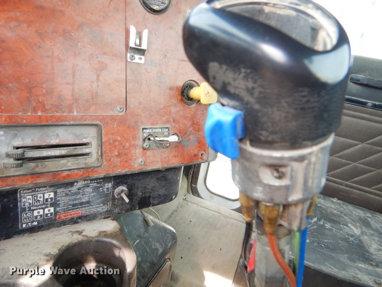 image for item GN9345 1995 International 5000SFA ready mix truck