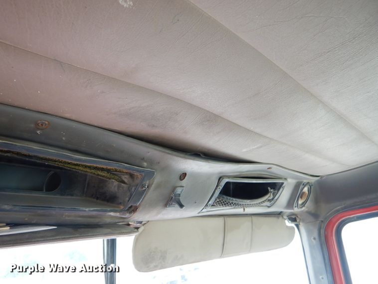 image for item GN9345 1995 International 5000SFA ready mix truck