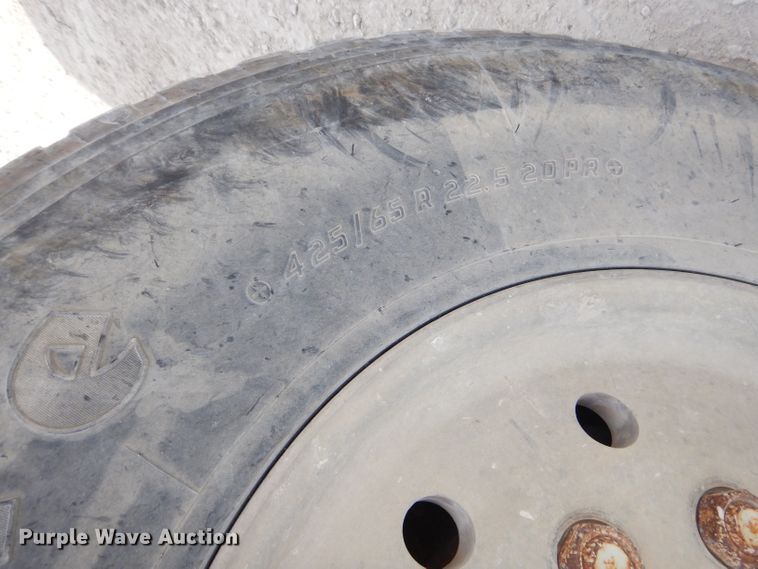 image for item GN9345 1995 International 5000SFA ready mix truck