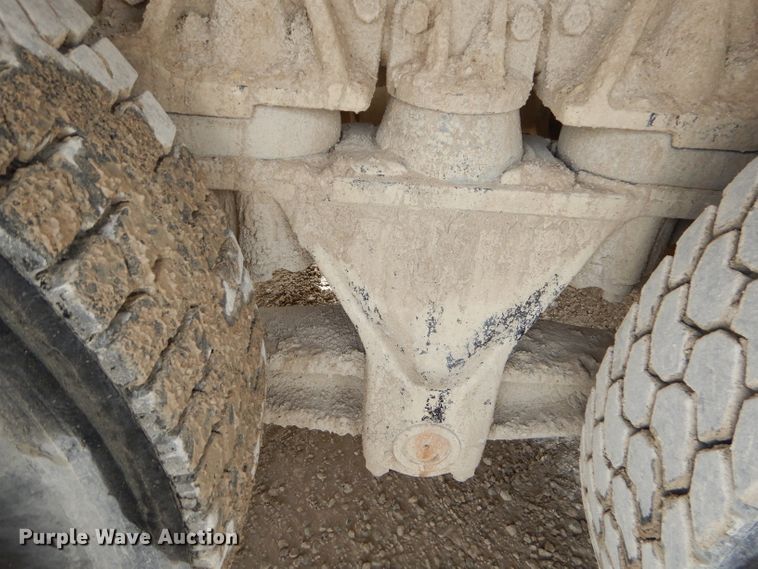 image for item GN9345 1995 International 5000SFA ready mix truck