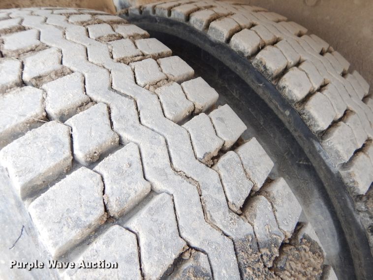 image for item GN9345 1995 International 5000SFA ready mix truck