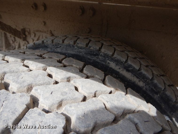 image for item GN9345 1995 International 5000SFA ready mix truck