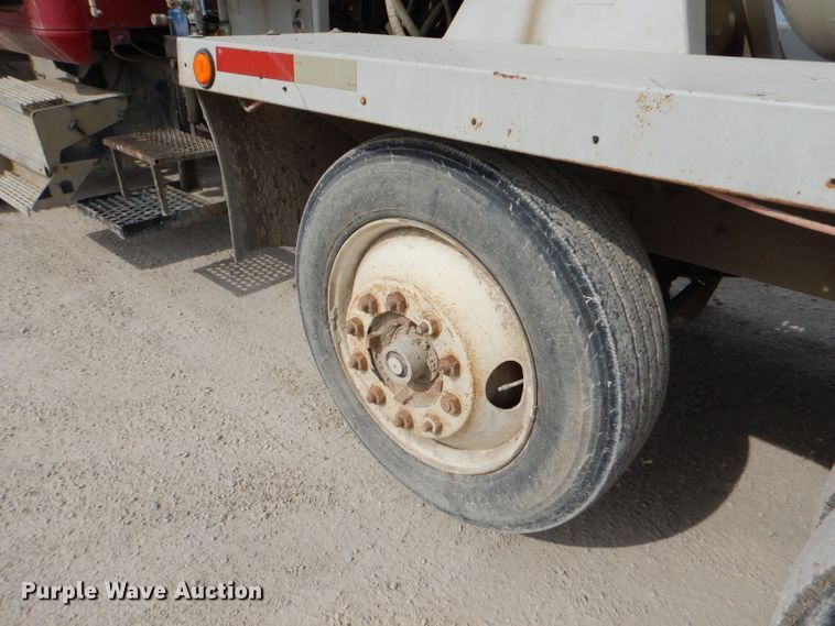 image for item GN9345 1995 International 5000SFA ready mix truck