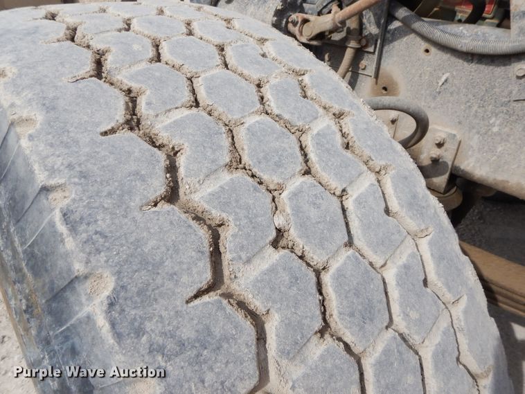 image for item GN9345 1995 International 5000SFA ready mix truck