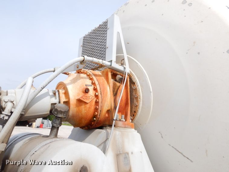 image for item GN9345 1995 International 5000SFA ready mix truck