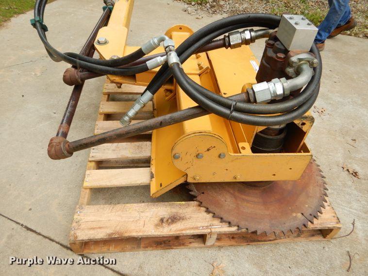 image for item GN9359 Alamo Buzz Bar BB90 tree trimmer