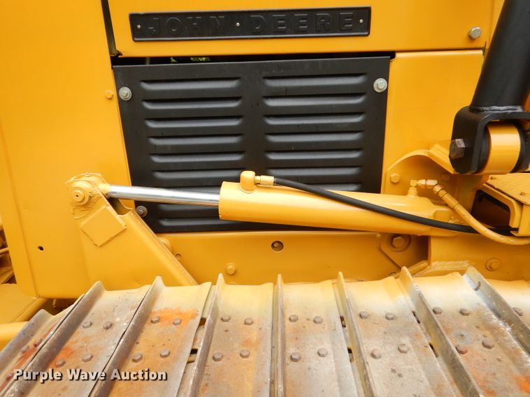 image for item GN9360 1980 John Deere 550C  crawler dozer