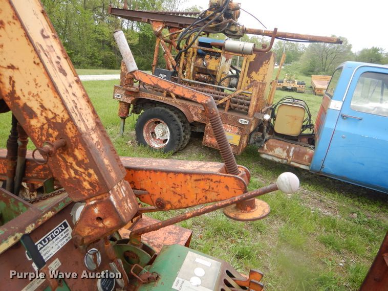 image for item GO9622 LE Meyers Co 1200B drill