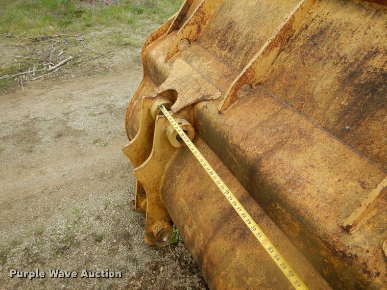 image for item GO9625 98"W loader bucket
