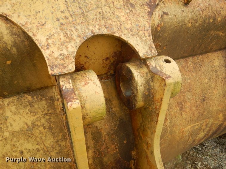 image for item GO9625 98"W loader bucket