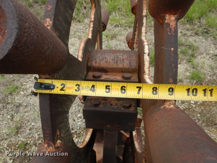 image for item GO9626 Penetrench H18B double wheel compactor