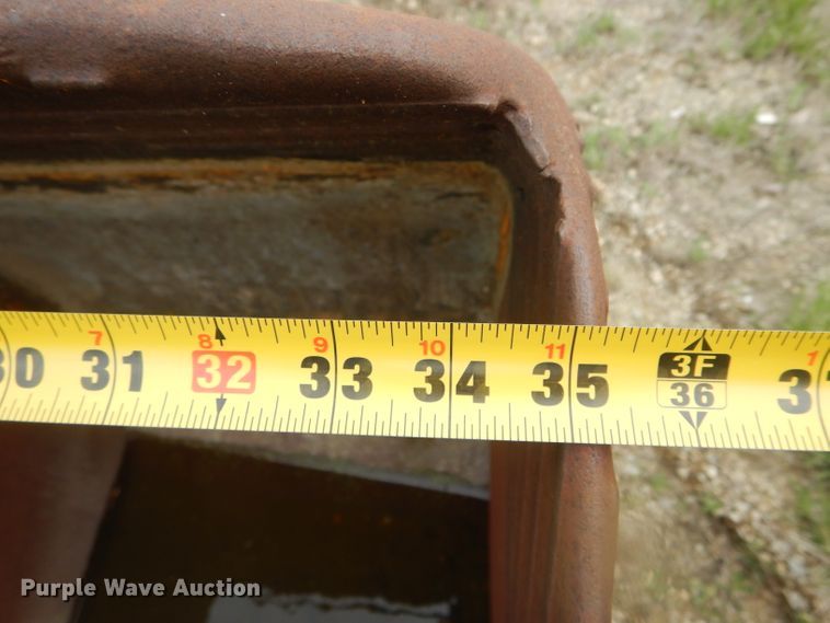 image for item GO9627 Hendrix 36"W excavator bucket