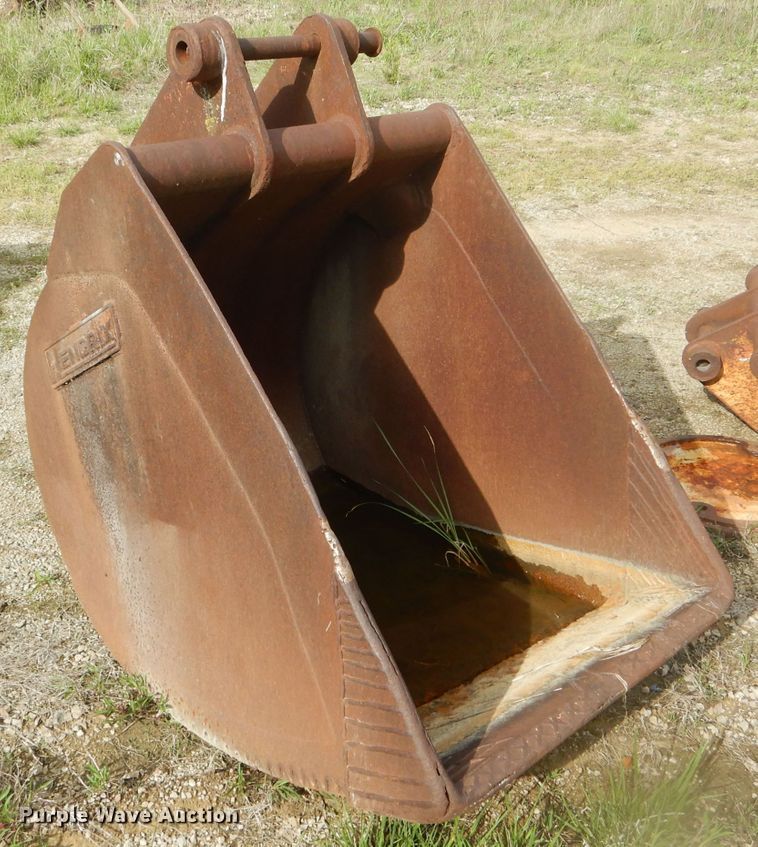 image for item GO9628 Hendrix 36"W excavator bucket