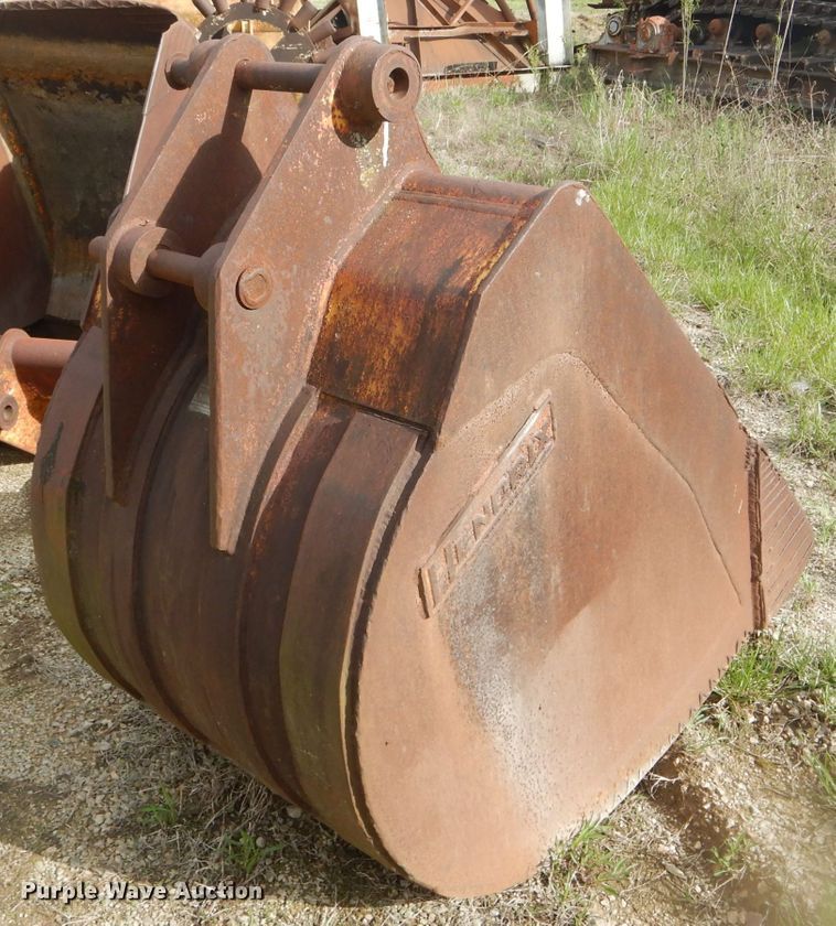 image for item GO9628 Hendrix 36"W excavator bucket